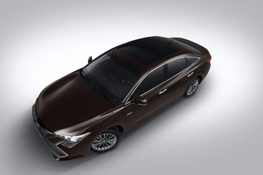  Toyota Avalon Hybrid 2019 года  (CN) (фото 2 из 11)
